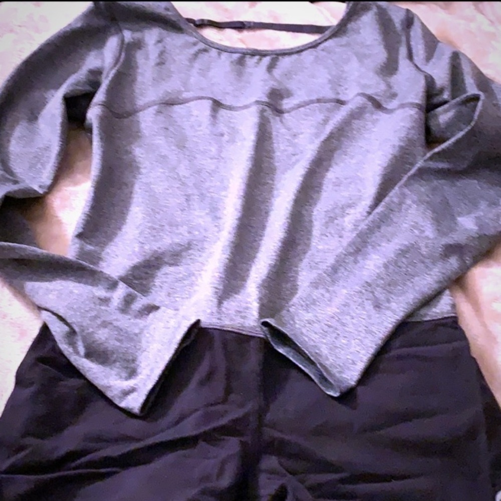 ROXY Yoga Keep Calm Long sleeve
One-piece.